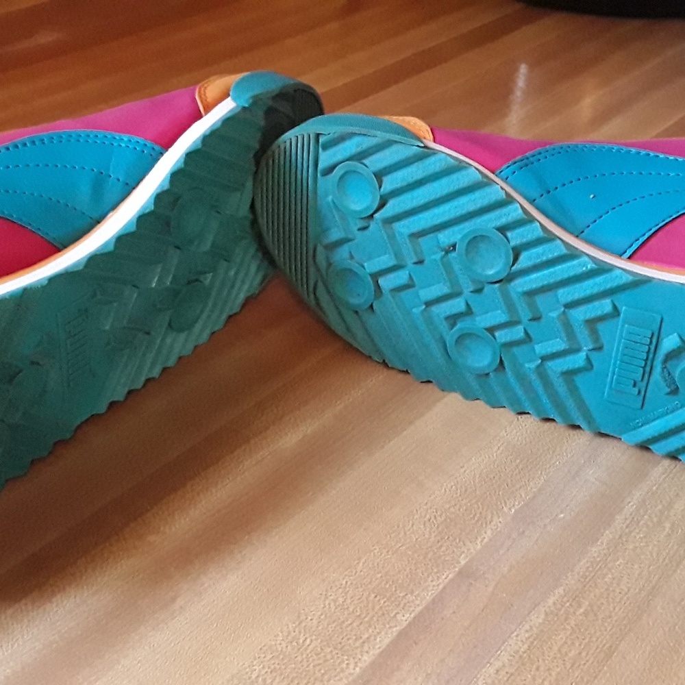 Shoes - Picture 3 of 4
